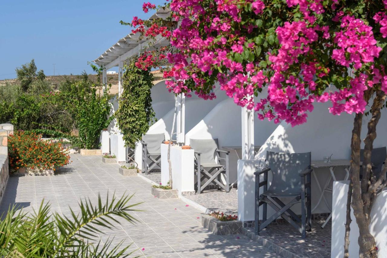 Κalamitsi Rooms & Apartments Кімолос Екстер'єр фото