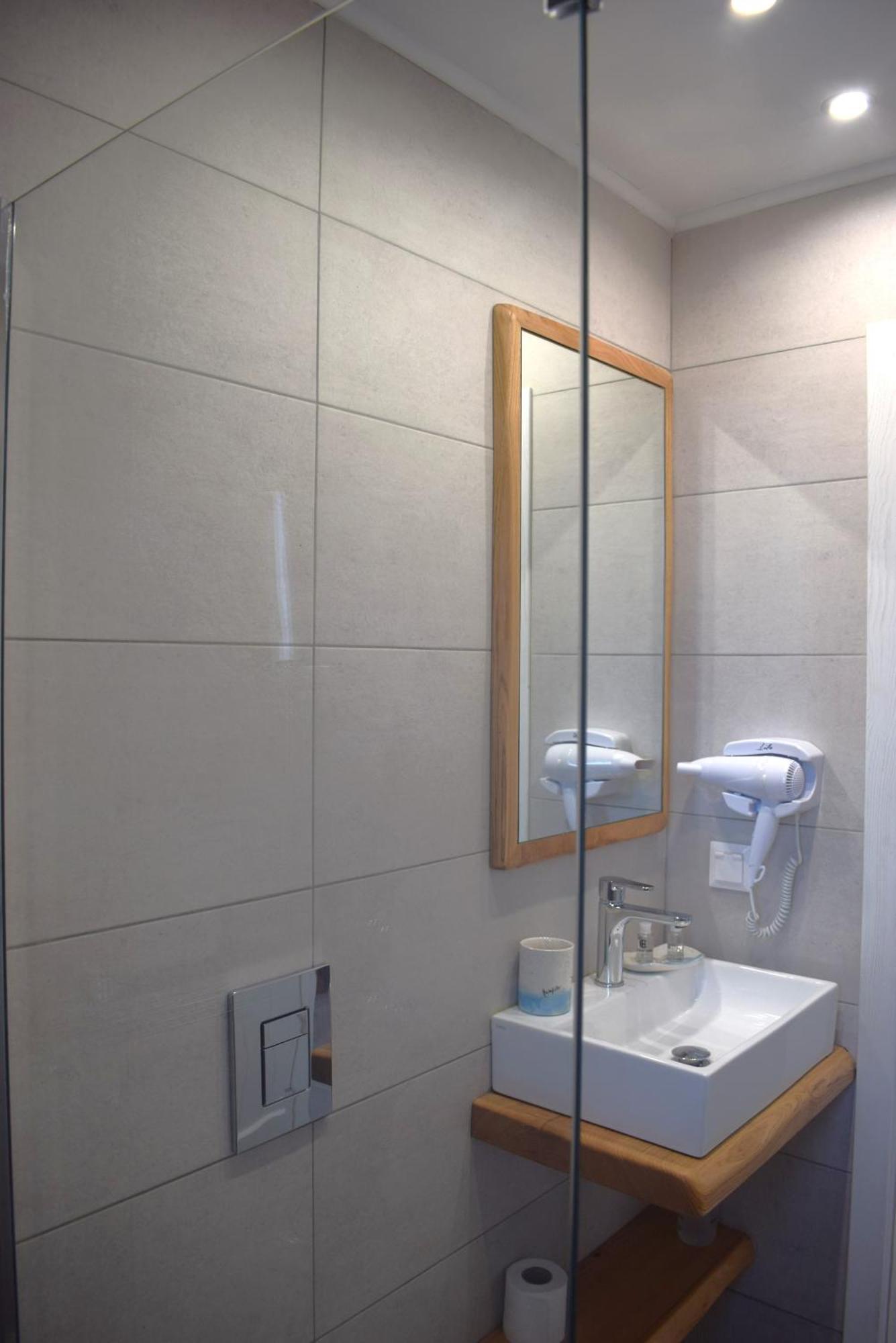 Κalamitsi Rooms & Apartments Кімолос Екстер'єр фото