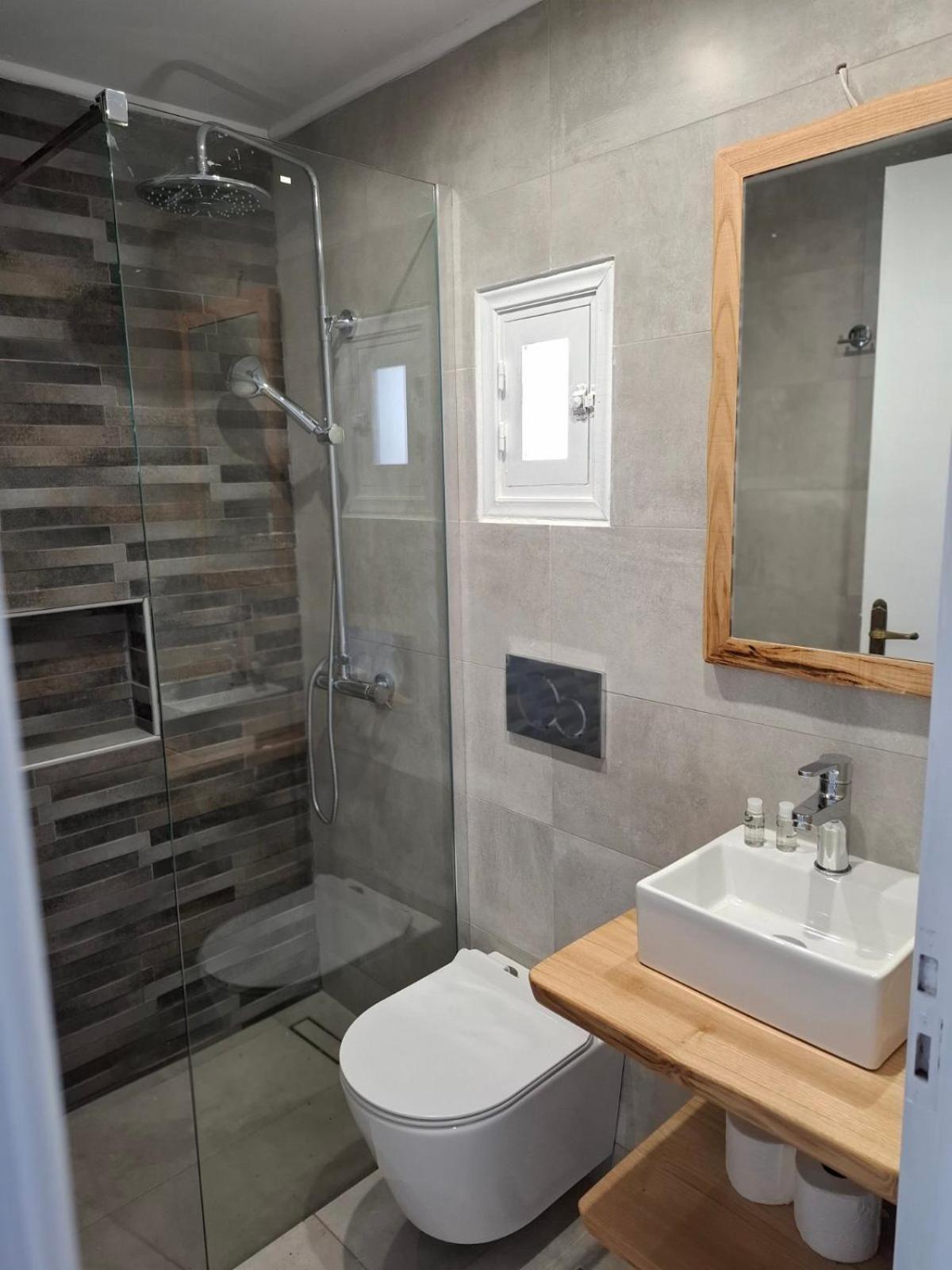 Κalamitsi Rooms & Apartments Кімолос Екстер'єр фото